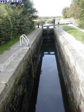 chesterfield canal shireoaks 2